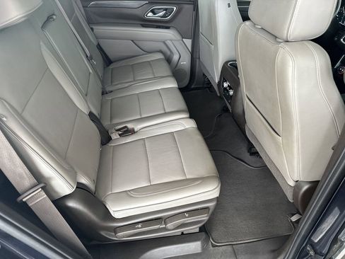 Used 2021 GMC Yukon SLT AWD/4WD image 35