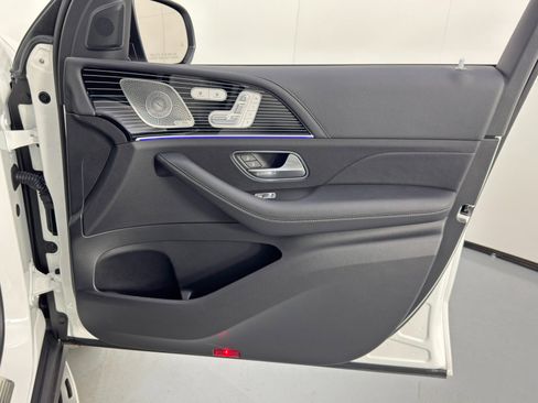 Used 2024 Mercedes-Benz GLS 580 GLS 580 w/ Night Package image 55