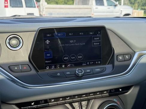 Used 2022 Chevrolet Blazer LT AWD/4WD image 26