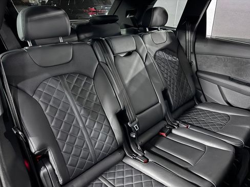 Used 2024 Audi SQ7 Premium Plus AWD/4WD image 50