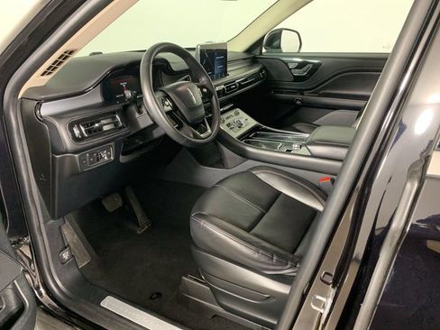 Used 2022 Lincoln Aviator AWD w/ Premium Package image 33