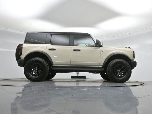 New 2026 Ford Bronco Outer Banks w/ Sasquatch Package image 44