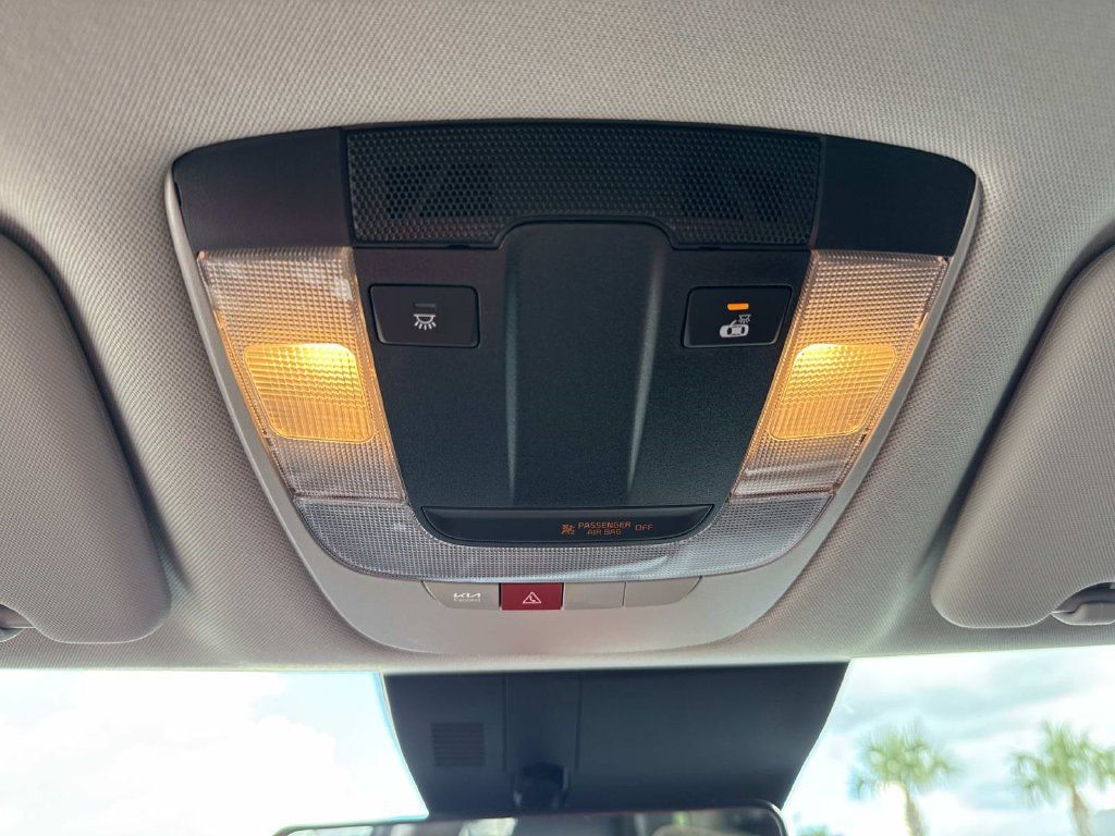 Used 2026 Kia Sportage EX FWD image 43