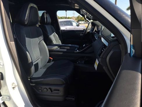 New 2026 INFINITI QX80 4WD image 22