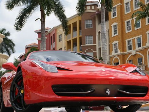 Used 2010 Ferrari 458 Italia Coupe RWD image 49