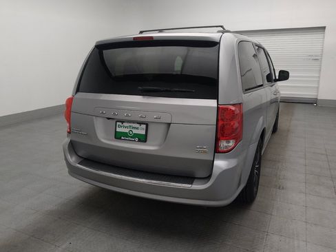 Used 2018 Dodge Grand Caravan GT FWD image 7