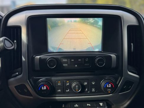 Used 2018 GMC Sierra 2500 SLT w/ Duramax Plus Package image 13