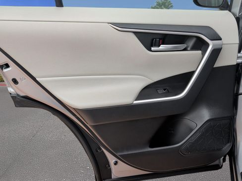 Used 2024 Toyota RAV4 XLE FWD image 23