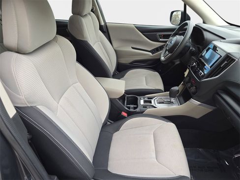 Used 2023 Subaru Forester image 12