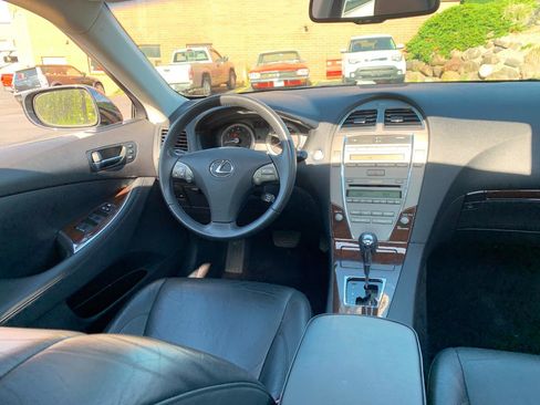 Used 2011 Lexus ES 350 FWD image 5