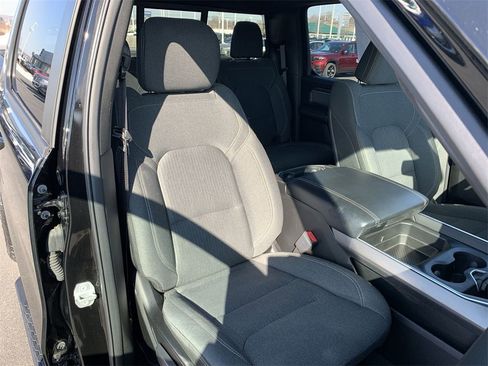 Used 2019 RAM 1500 Big Horn image 24