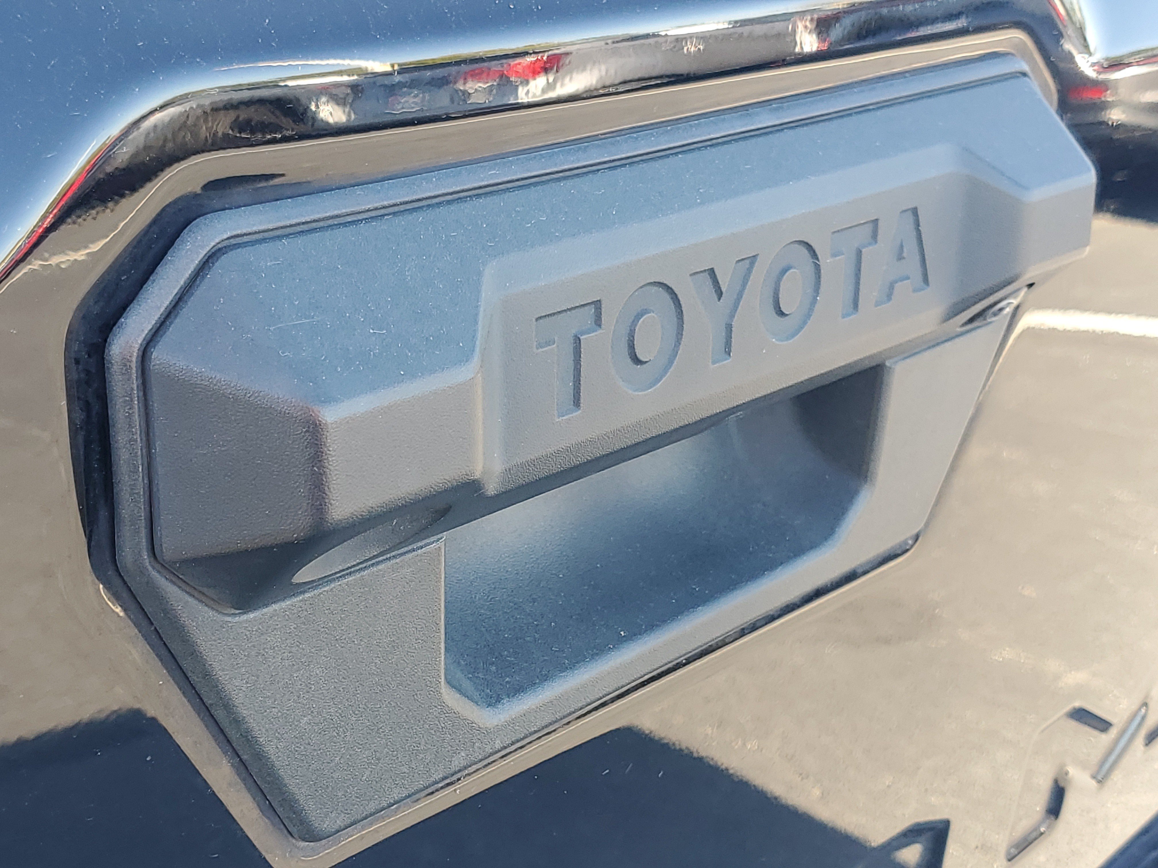 Certified 2025 Toyota Tacoma TRD Off-Road w/ TRD Off Road Premium Package AWD/4WD image 8