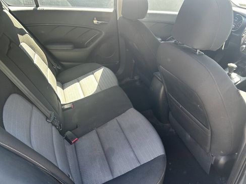 Used 2016 Kia Forte LX FWD image 22