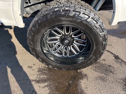 Used 2019 Ford F150 Platinum w/ Equipment Group 701A Luxury image 55