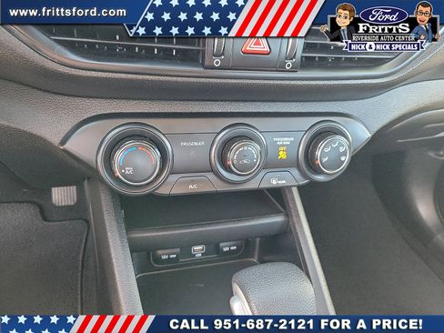 Used 2023 Kia Forte LXS FWD image 9