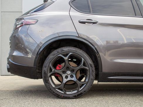 New 2025 Alfa Romeo Stelvio Sprint w/ Veloce Package image 6