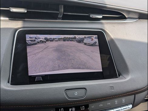 Used 2019 Cadillac XT4 Premium Luxury w/ Driver Assist Package FWD image 7