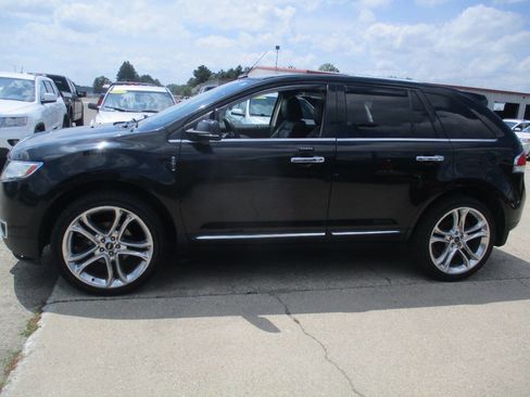Used 2014 Lincoln MKX AWD w/ Equipment Group 102A image 3