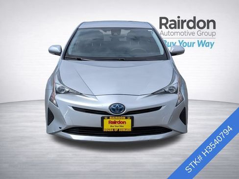 Used 2017 Toyota Prius Two FWD image 2