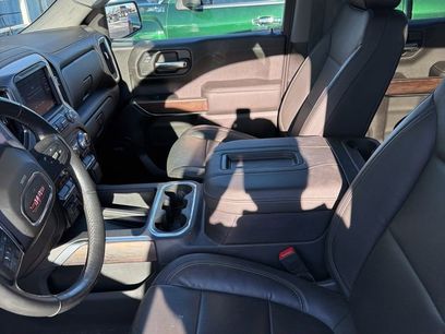 Used 2019 GMC Sierra 1500 SLT w/ SLT Premium Package