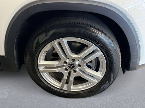 Certified 2022 Mercedes-Benz GLB 250 4MATIC image 8