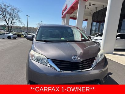 Used 2014 Toyota Sienna LE