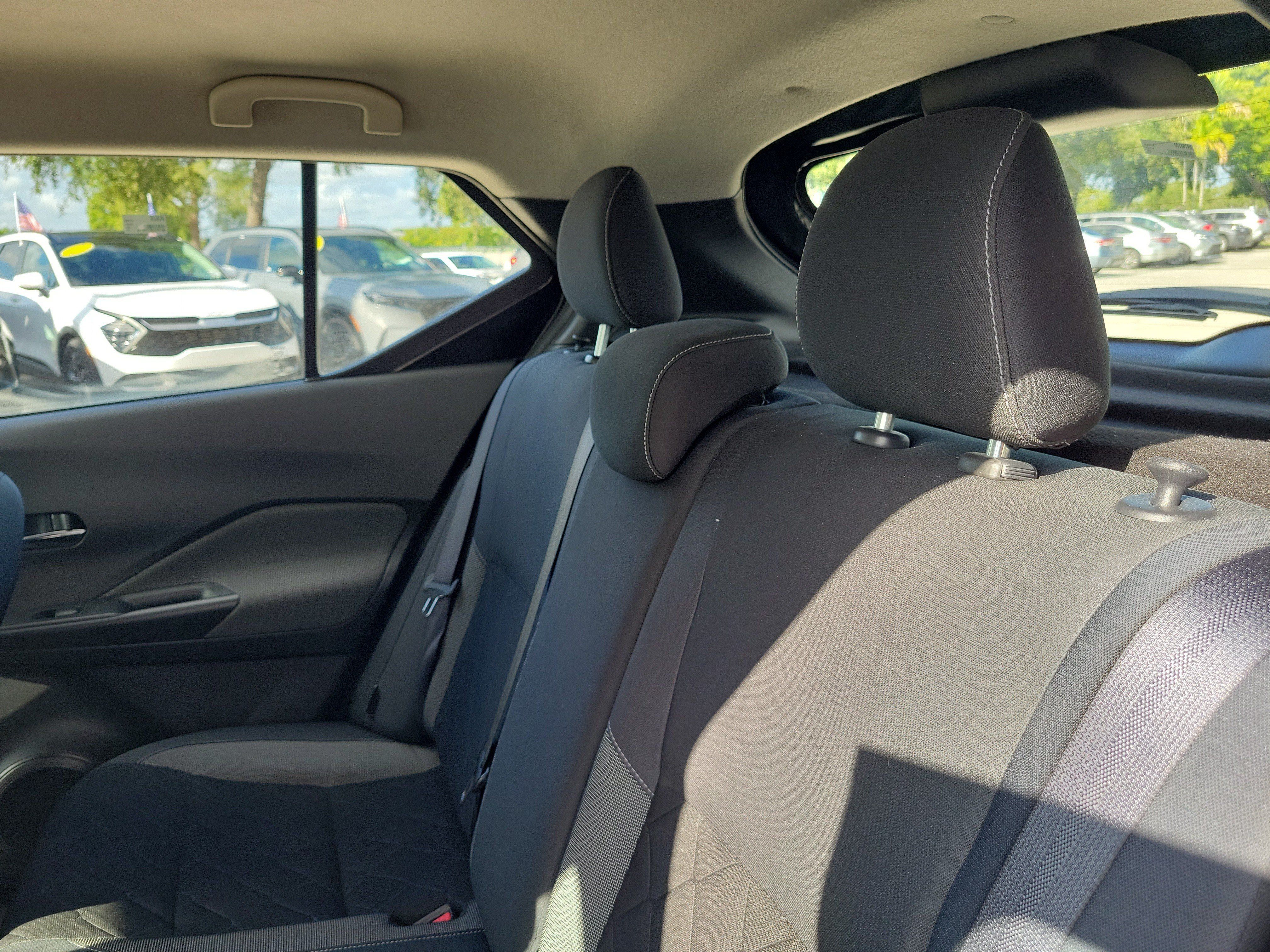 Used 2020 Nissan Kicks SV FWD image 13