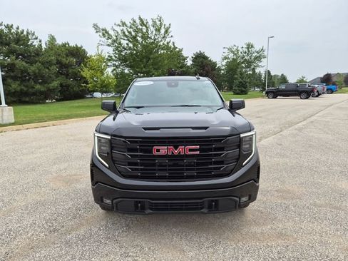 Used 2026 GMC Sierra 1500 Elevation AWD/4WD image 3