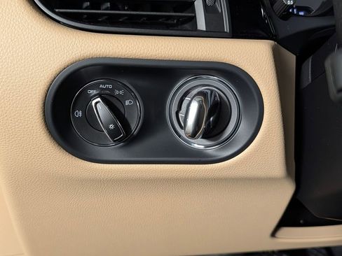 New 2026 Porsche Macan image 35