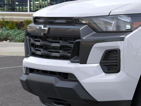 New 2026 Chevrolet Colorado LT image 13