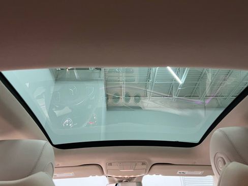 Used 2018 Mercedes-Benz E 400 Coupe image 16