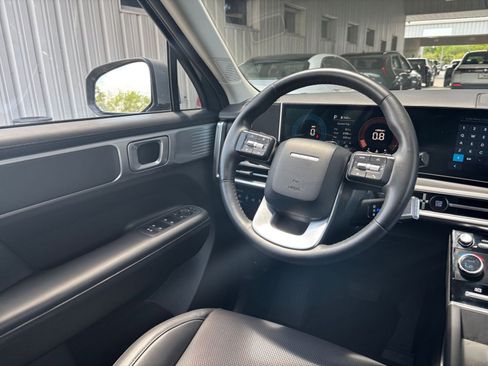 Used 2025 Hyundai Santa Fe SEL FWD image 36