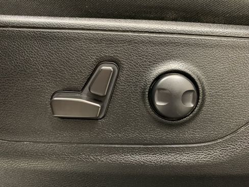 Used 2022 RAM 1500 Big Horn AWD/4WD image 18