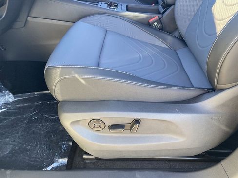 New 2026 Volkswagen Tiguan SE R-Line image 16