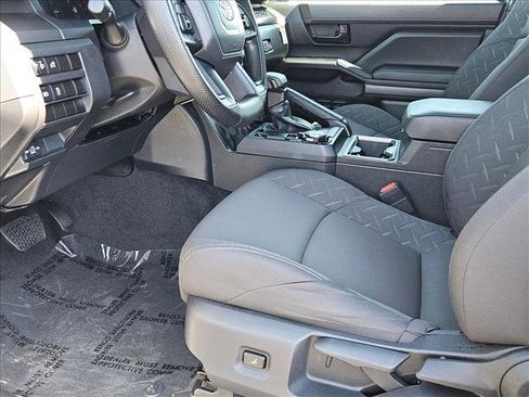 Certified 2026 Toyota Tacoma SR5 AWD/4WD image 20