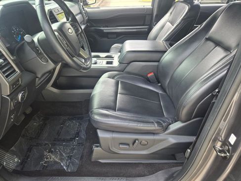 Used 2021 Ford Expedition XLT RWD image 16