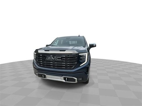 Used 2023 GMC Sierra 1500 Denali Ultimate image 4