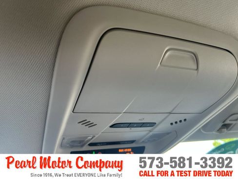 Used 2023 Buick Enclave Premium AWD/4WD image 15