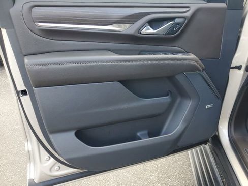 Used 2022 GMC Yukon Denali RWD image 8