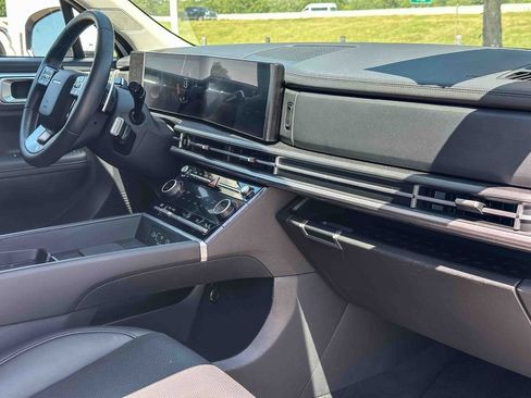 Used 2025 Hyundai Santa Fe SEL FWD image 21