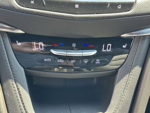 Used 2021 Cadillac XT5 Luxury image 25