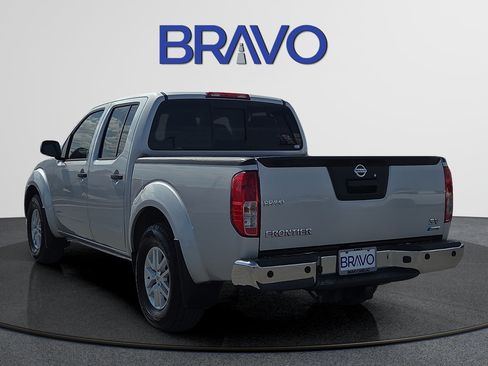 Used 2019 Nissan Frontier SV w/ Value Truck Package RWD image 3