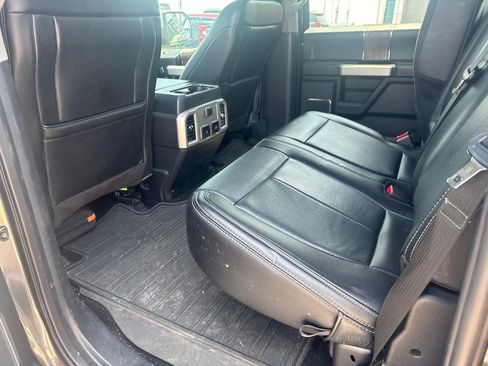 Used 2020 Ford F150 Lariat AWD/4WD image 6