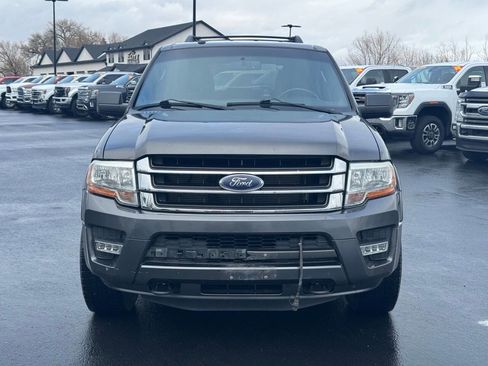 Used 2016 Ford Expedition EL XLT image 2