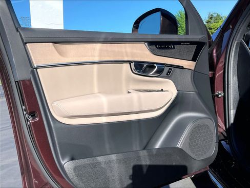 New 2026 Volvo XC90 B5 Plus AWD/4WD image 24