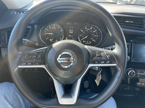 Used 2019 Nissan Rogue S AWD/4WD image 11