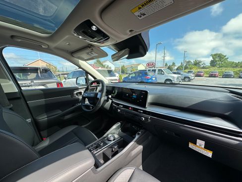 New 2026 Kia Sorento EX w/ EX Premium Package AWD/4WD image 25