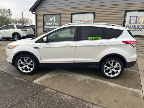 Used 2015 Ford Escape Titanium w/ Equipment Group 301A AWD/4WD image 8