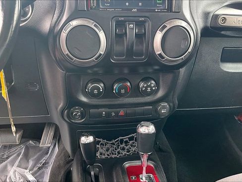 Used 2013 Jeep Wrangler Sport image 15