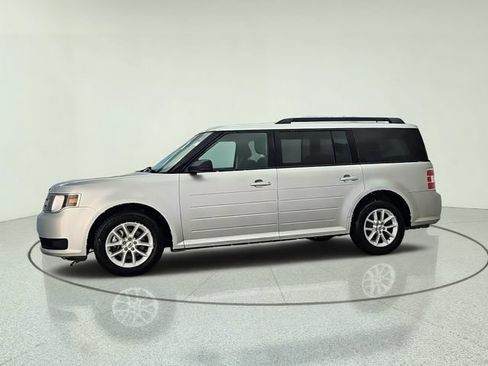 Used 2019 Ford Flex SE FWD image 3